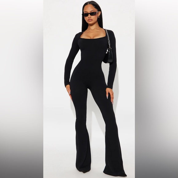 NWT FashionNova Seamless Flared Jumpsuit - Picture 2 of 2